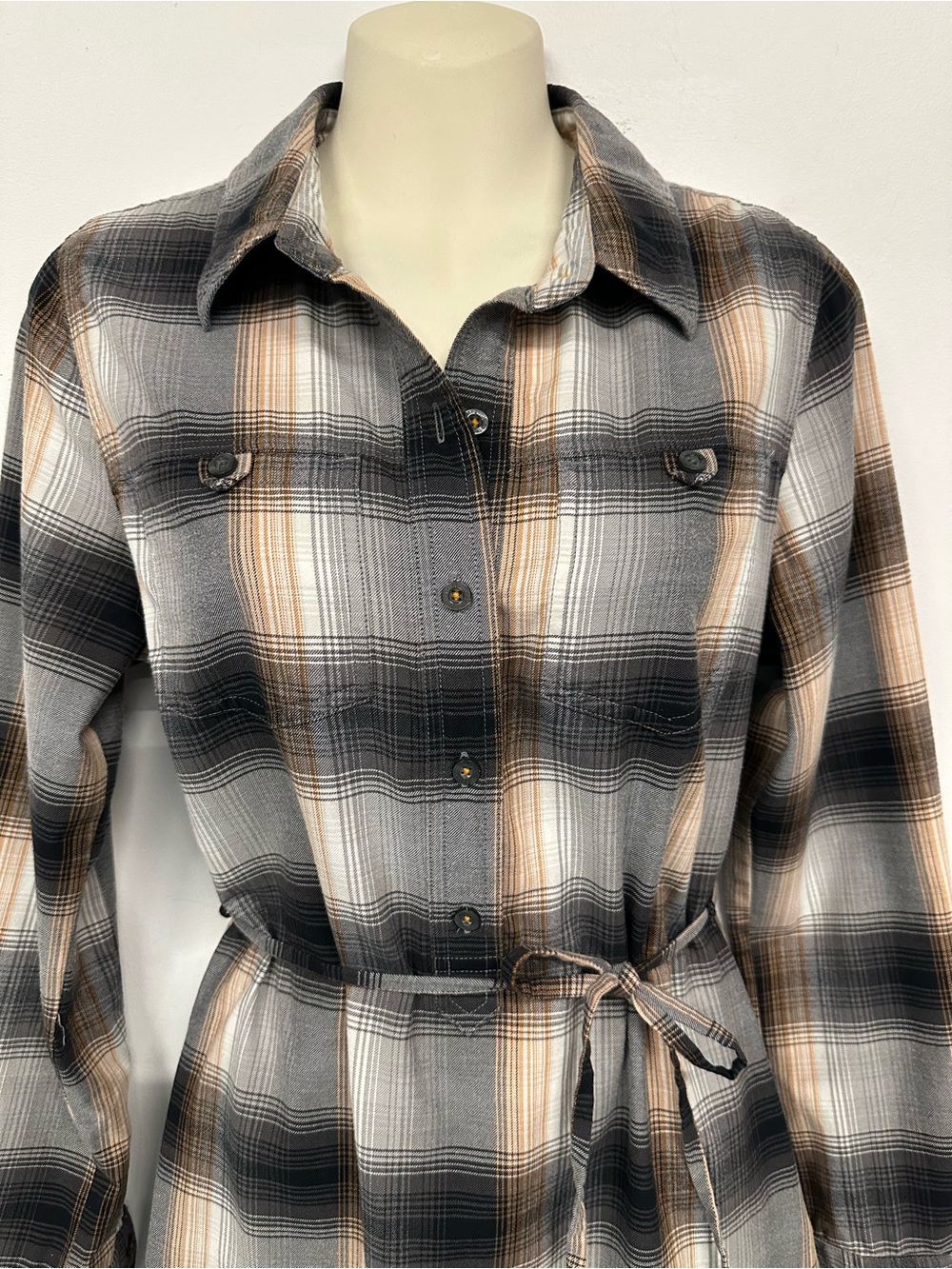 Patagonia Featherstone Triple rainbow Forge Grey Medium Belted Shirt dress - Picture 4 of 13